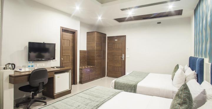 Hotel Narula'S Aurrum Амритсар Екстериор снимка